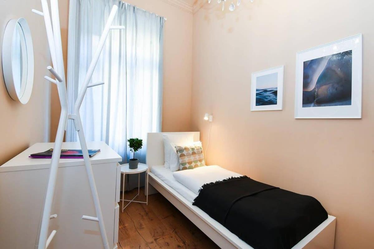 Very Central Very Spacious New Home Budapeste Exterior foto